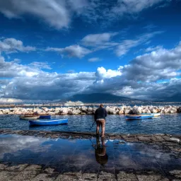 Blue City - la Napoli di Alessandro Minervini