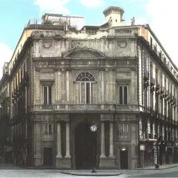Palazzo Doria D’Angri a Napoli: storico edificio da cui Garibaldi decretò l’unità d’Italia