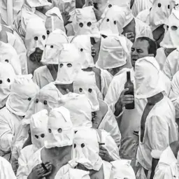 Tra fede e carne - fotografie di Raffaele Maglione