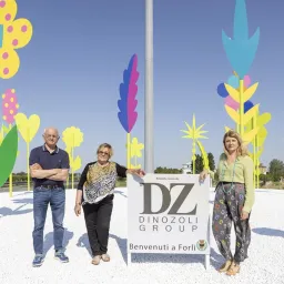 Rotonda dei fiori - Prima-Vera. La natura fuori