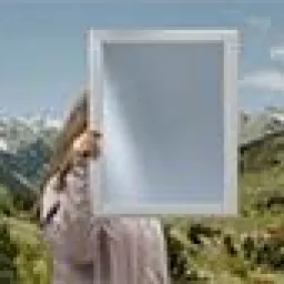 The Motif as a Secret Mirror